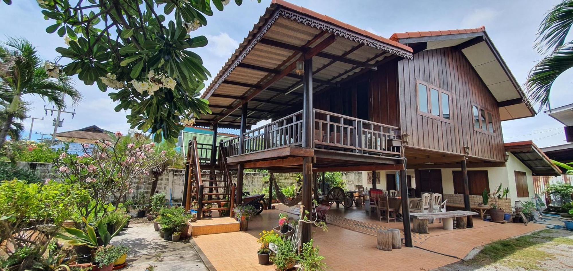 Seesea Thai Wooden House On Beachfront Prachuap Khiri Khan Exterior foto